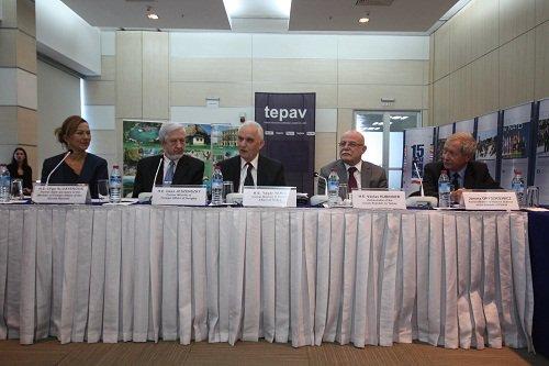 Jeszenszky: “Ukrayna NATO’ya Üye Olsaydı Bugün Kırım Hala Ukrayna Kontrolünde Olurdu”