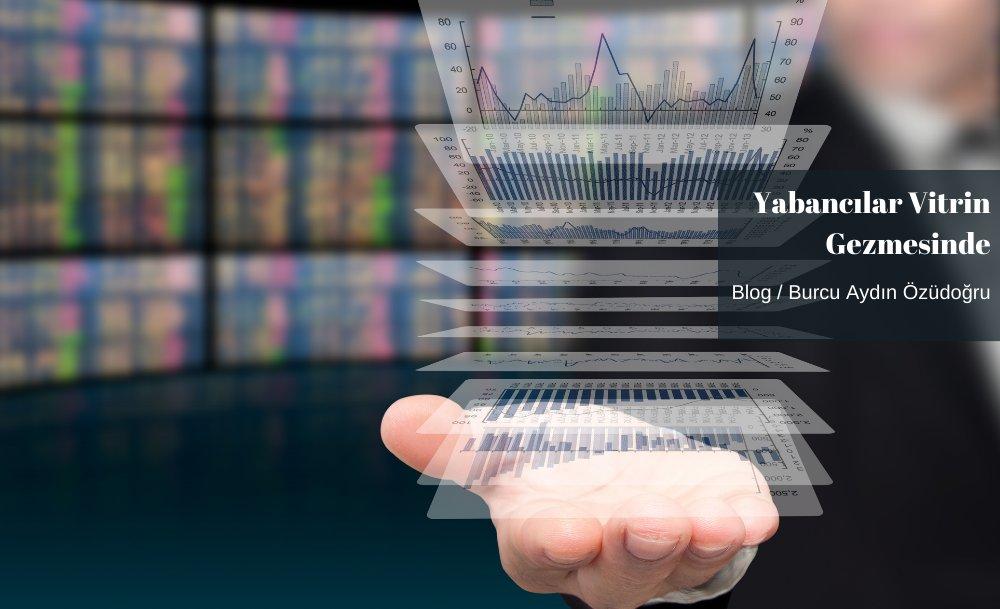 Yabancılar Vitrin Gezmesinde