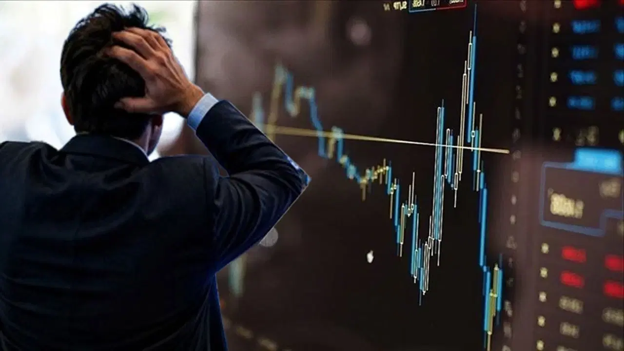 Ekonomide üçlü sıkışma: Yüksek enflasyon, fon krizi ve küresel şoklar